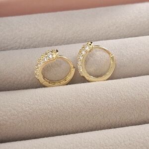 Multi Diamods Gold-filled huggies